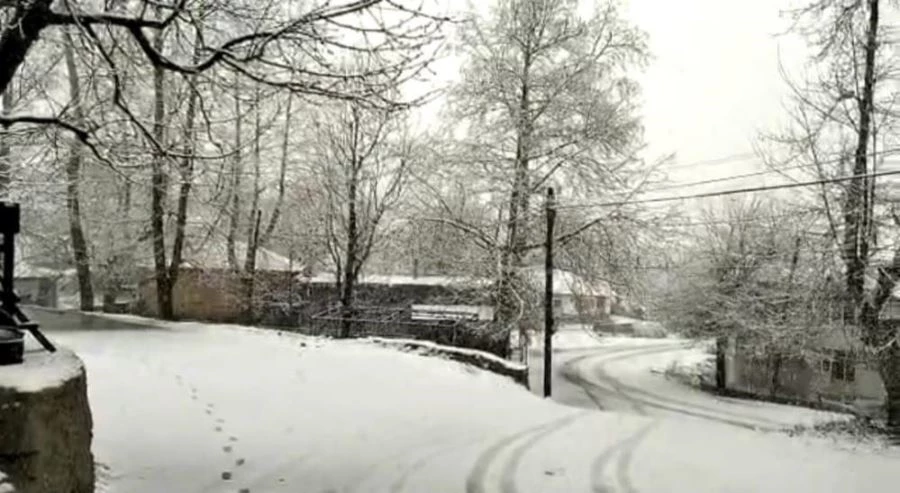 Kadirli ve Andırın ilçesinin yüksek kesimlerine kar yağdı