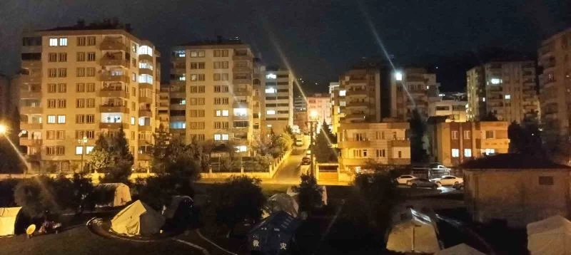 Adana ve Kahramanmaraş’ta peş peşe 3 artçı deprem
