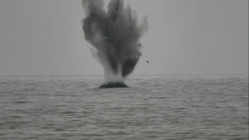 Ordu’da denizde bulunan mayın benzeri cisim fünye ile patlatıldı
