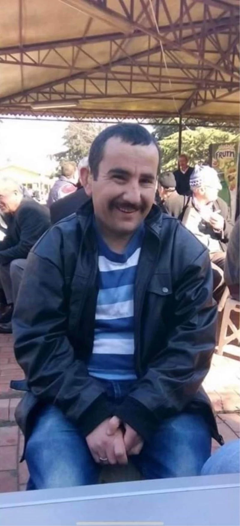 Yediği pide soluk borusuna kaçan işitme engelli kişi hayatını kaybetti
