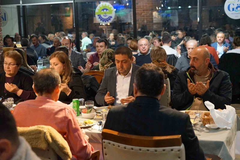 Bulgaristan seçimlerini değerlendiren Tekirdağ Valisi Yıldırım: “Var mısınız hep birlikte en az 40 vekil çıkarmaya”
