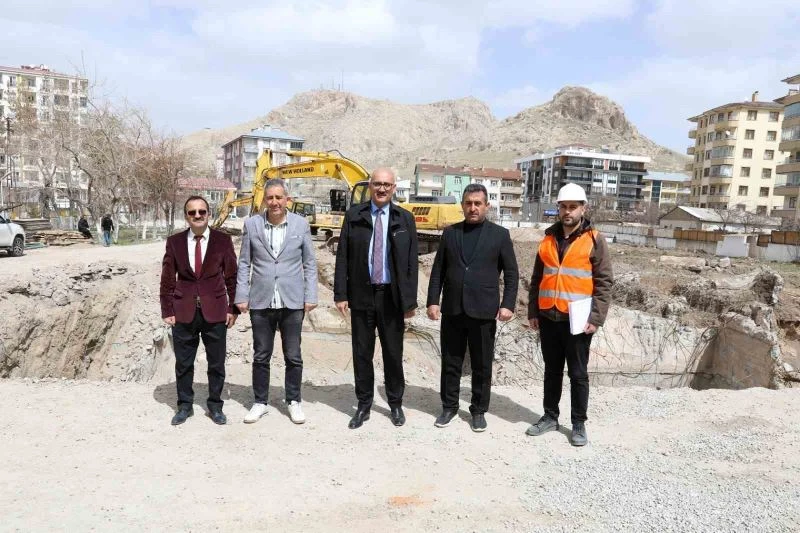 İpekyolu Kaymakamlık binası inşaatı başladı
