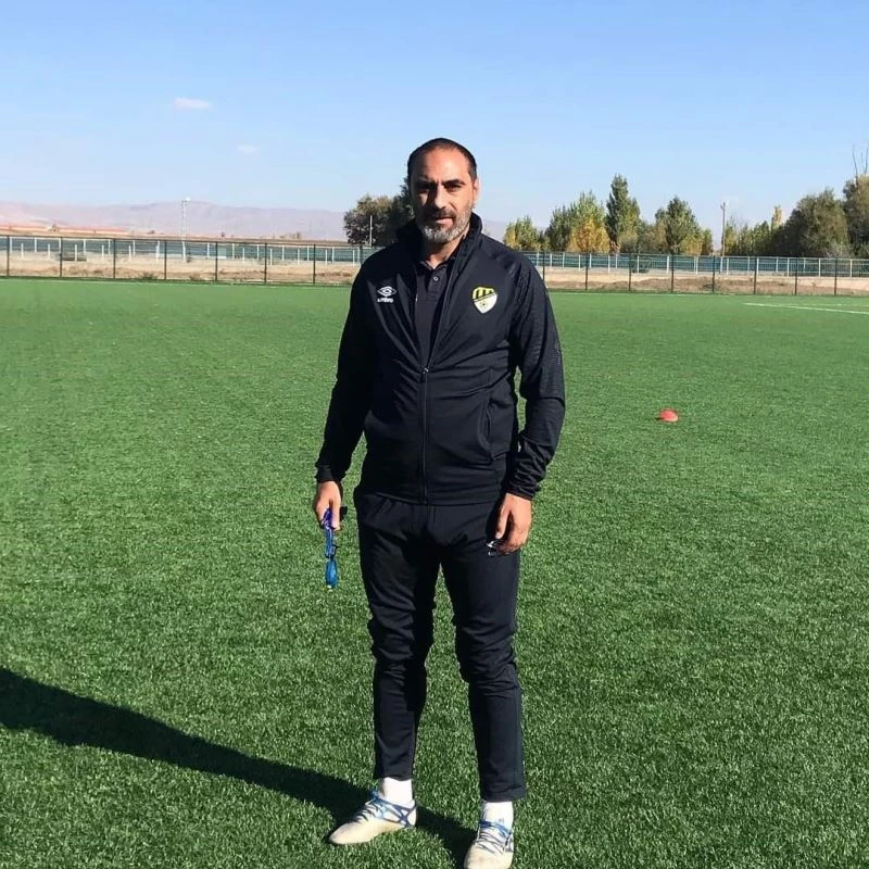 Diyarbakırlı antrenörden 16 maçta 13 galibiyet başarısı
