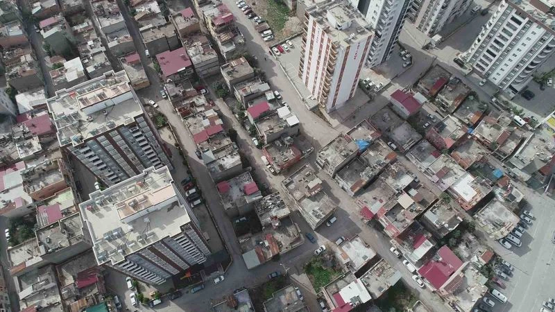 Müteahhit çürük raporu aldı, depremde sağlam çıktı
