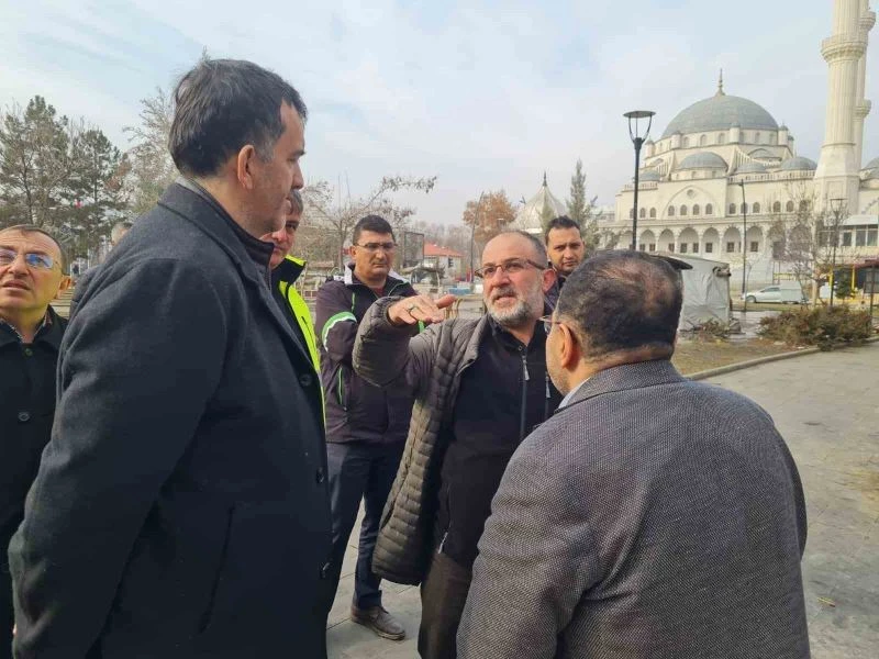 Afşin’de TOKİ konutları için ilk kazma vuruldu
