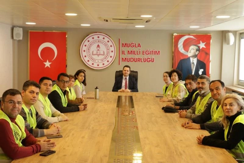 Öğretmenler, Muğla’dan deprem bölgesine psikososyal destek için gitti
