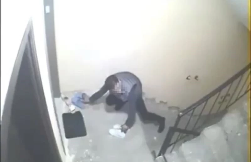 Bursa’da bir garip hırsızlık: Terlik çalınca kendi ayakkabılarını bıraktı
