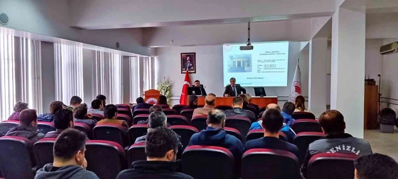 Denizli’de bulaşıcı hastalıklarla mücadele konusunda eğitim yapıldı
