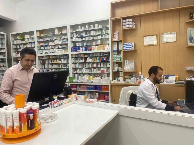 Heimlich manevrasıyla küçük çocuğu kurtaran eczacı: 