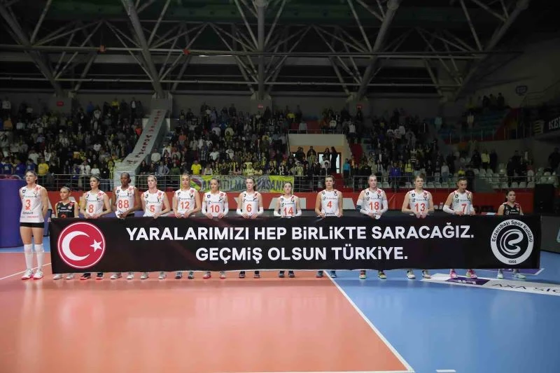 AXA Sigorta Kupa Voley: Fenerbahçe Opet: 3 - Eczacıbaşı Dynavit: 0
