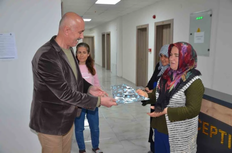 Koçarlı Milli Eğitim Müdürlüğü depremzede kadınları unutmadı
