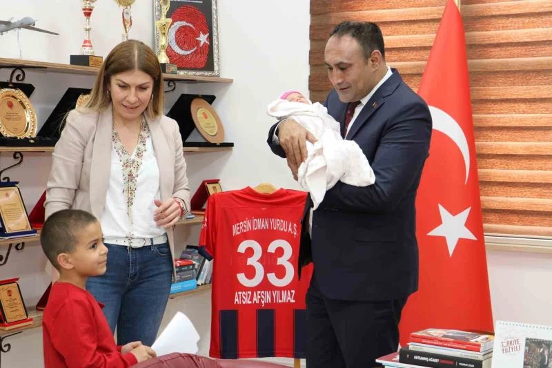 Başkan Yılmaz, Gaye İlay bebekle buluştu
