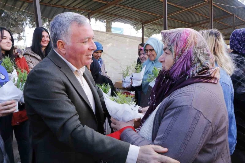 Başkan Kepenek; “Kadınlara pozitif ayrımcılık yapıyoruz”
