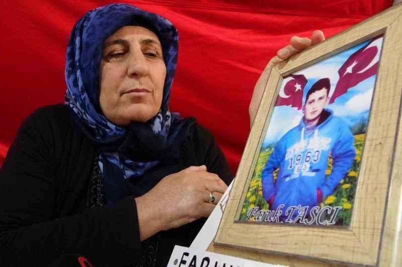 Diyarbakır annelerinin evlat nöbeti sürüyor
