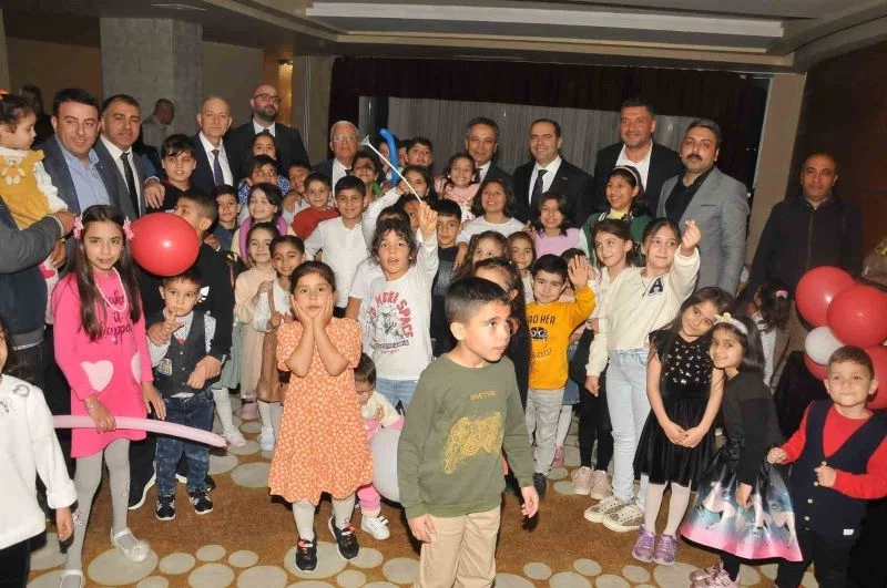 Koruyucu aile ve Sevgi Evleri çocukları iftarda buluştu
