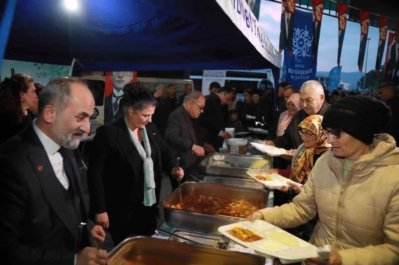 Aydın Büyükşehir Belediyesi iftar programlarını sürdürüyor
