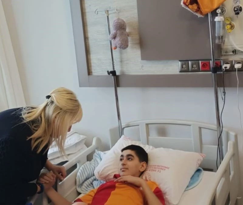 48 saat enkaz altında kaldı, hastanede sınava hazırlanacak
