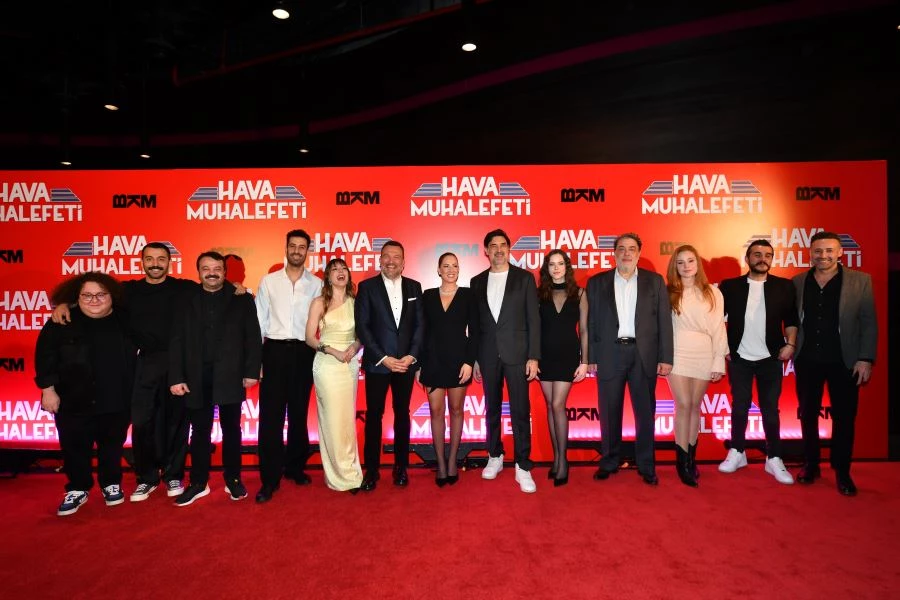 Hava Muhalefeti sinema filminin gala gecesinde 