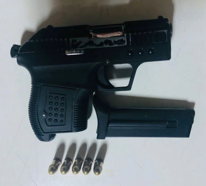 Kumar masasında yakalanan 12 kişiye 48 bin lira ceza kesildi
