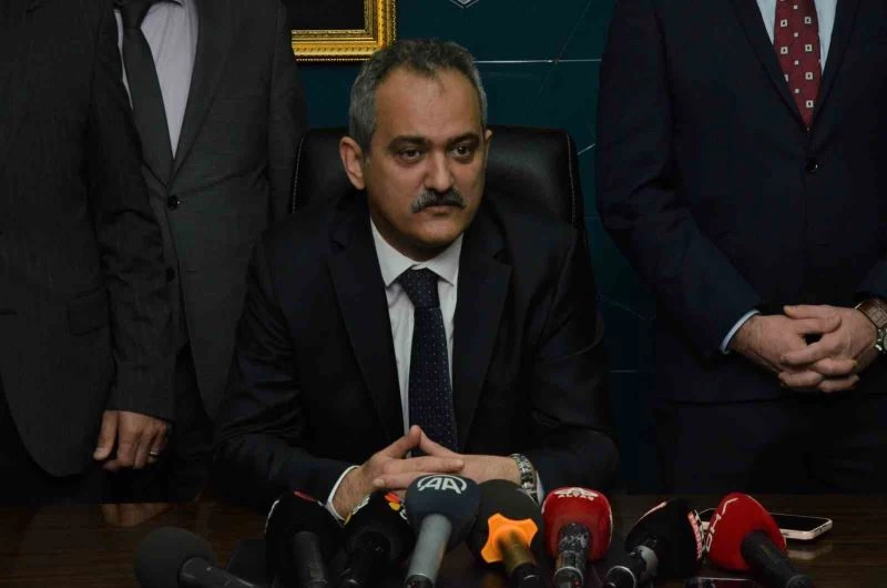 Bakan Özer: “Tek derdimiz Ordu’ya hizmet etmek”
