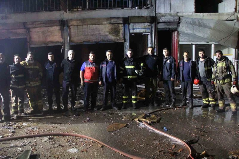 Büyükşehir İtfaiyesinden Hatay’daki yangına müdahale
