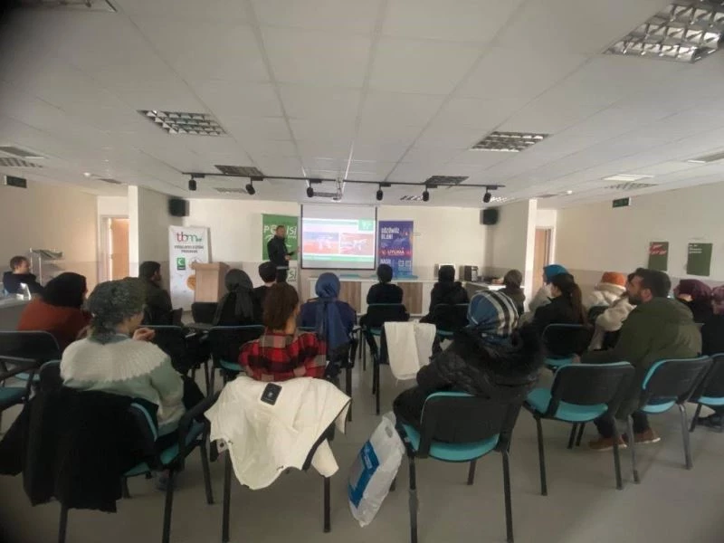 Narkotik Suçlarla Mücadele Müdürlüğü bilgilendirme ve önleme çalışmalarına devam ediyor
