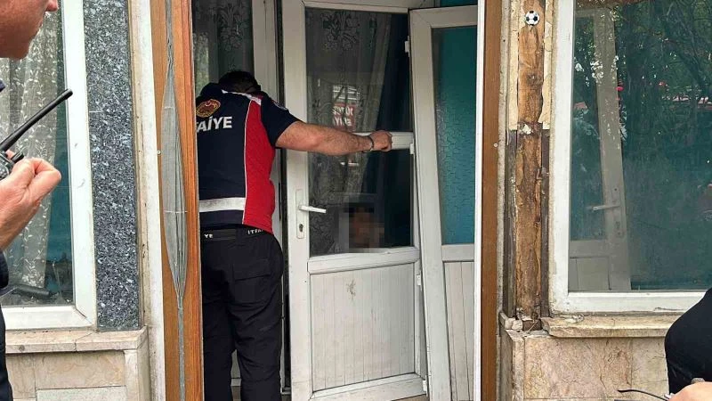 Mahsur kalan engelli birey böyle kurtarıldı
