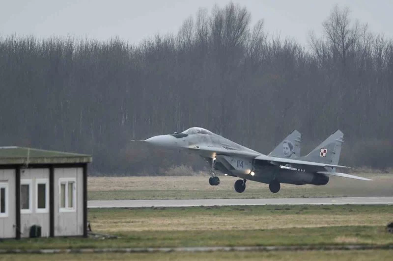 Almanya’dan Polonya’ya MiG-29 savaş uçaklarının Ukrayna’ya ihracına onay
