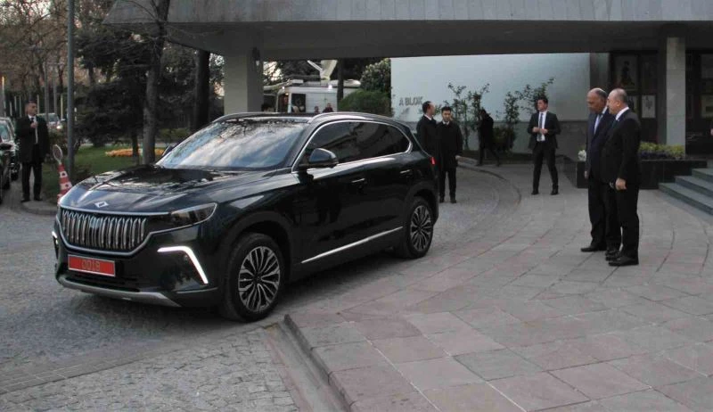 Bakan Çavuşoğlu, Mısırlı mevkidaşı Şukri’yi Togg ile iftara götürdü
