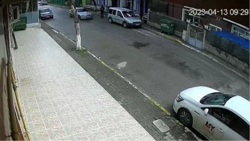 Yolda yürürken dehşeti yaşadı: Otomobilden ateş açıldı
