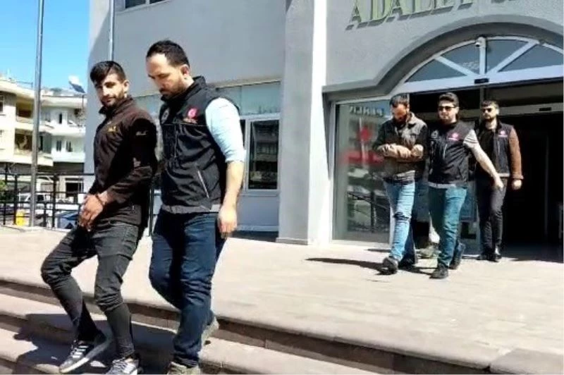 İzmir polisi zehir tacirlerine göz açtırmadı: 3 tutuklama
