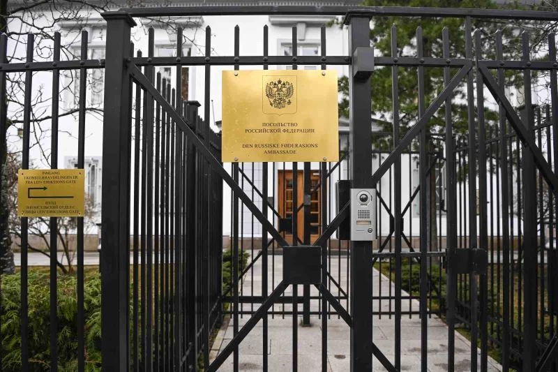 Norveç, Rusya Büyükelçiliğinin 15 çalışanını istenmeyen kişi ilan etti
