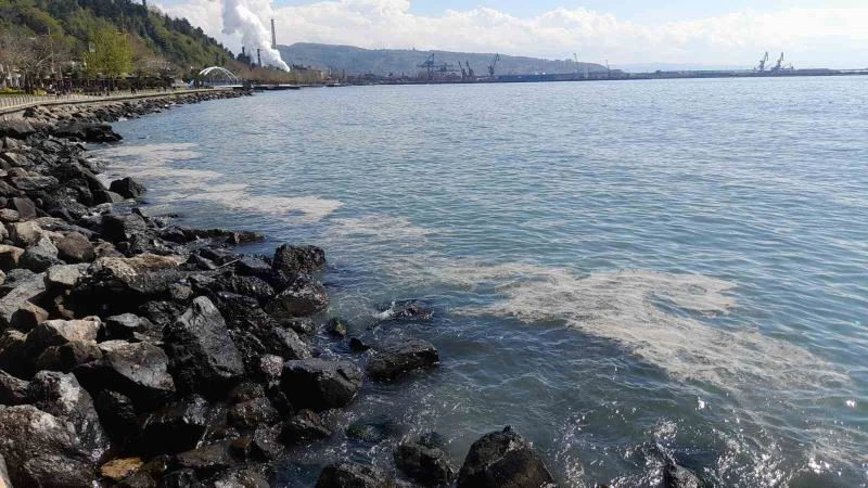 Vatandaş kirliliği müsilaja benzetti
