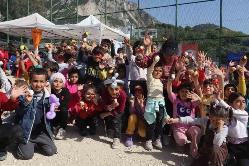 Hataylı depremzede çocuklar ‘Çocuk Şenliği’ni çok sevdi
