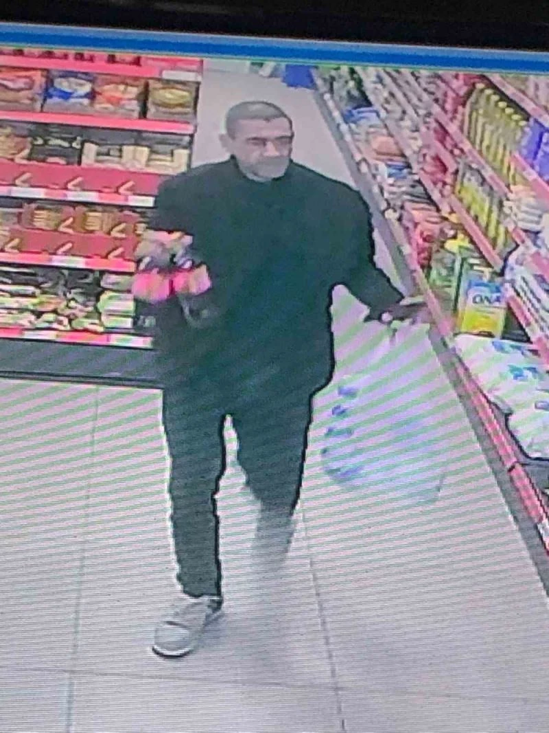 Yerde cüzdan buldu, sahibine vermek yerine vicdansızca harcadı
