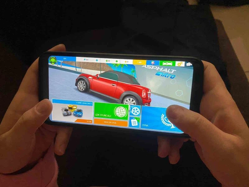 Ara tatilde çocuklara teknoloji uyarısı
