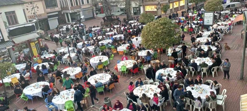 Çaycumalılar iftarda bir araya geldi
