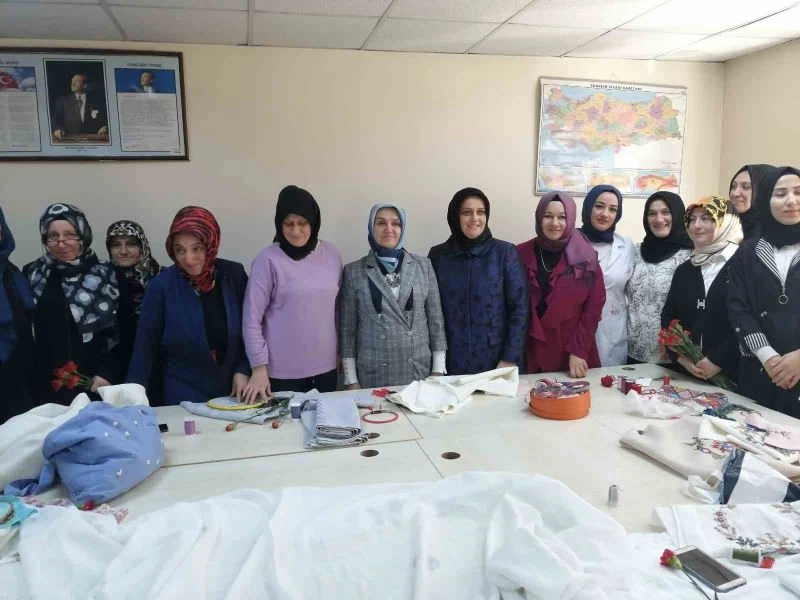 AK Parti İstanbul milletvekili adayları sahada
