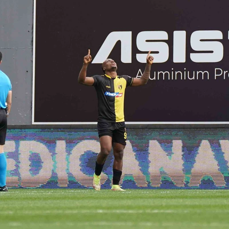 Emeka Eze, Süper Lig’deki ilk golünü attı
