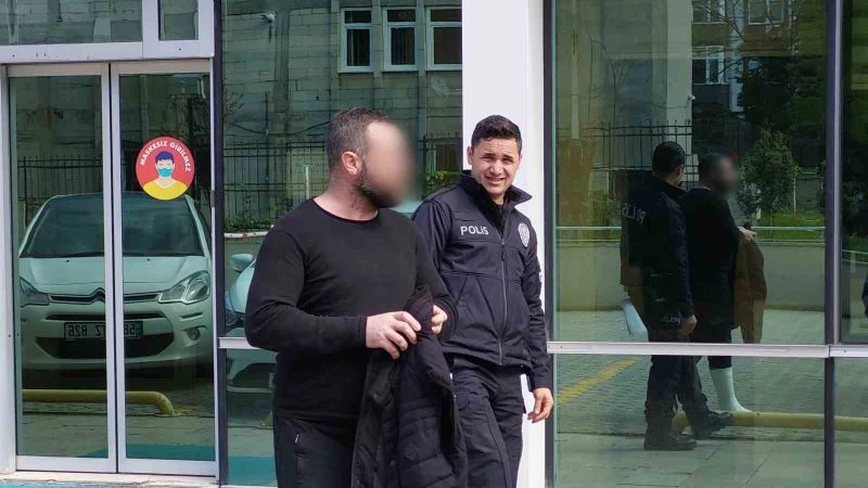 Yaşlı adama çarparak ölümüne sebep olup kaçan sürücü yakalandı
