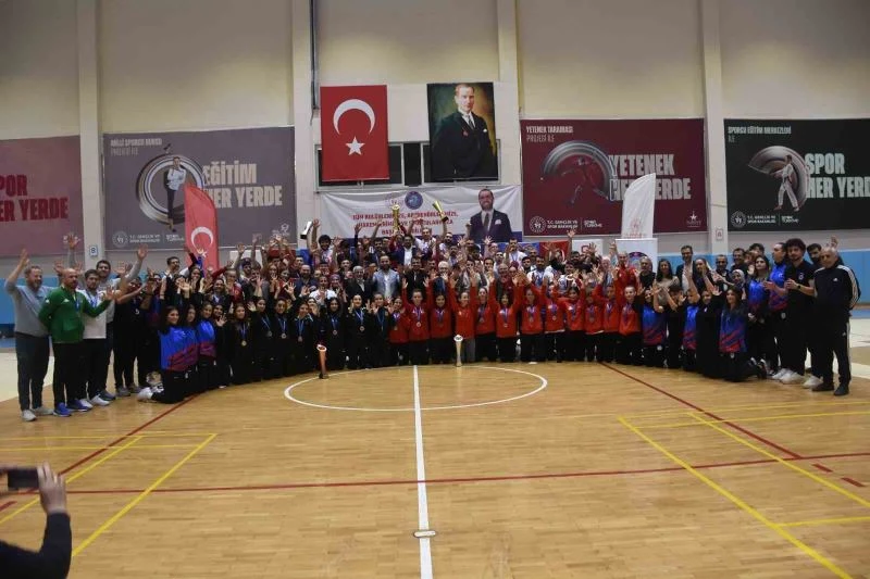 Türkiye İşitme Engelliler Voleybol Türkiye Şampiyonası final maçları ile sona erdi
