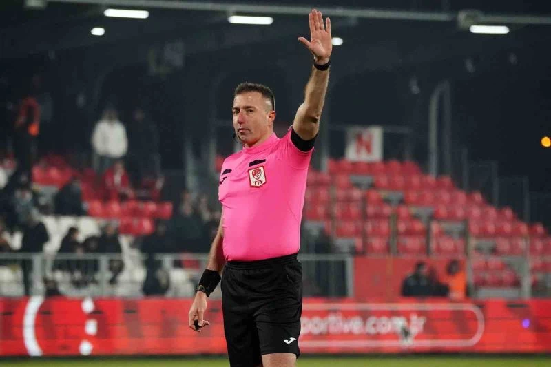 Kayserispor - Kasımpaşa maçını Hüseyin Göçek yönetecek
