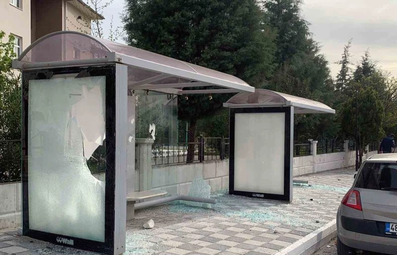 Sökespor’da şampiyonluk gitti, ortalık savaş alanına döndü
