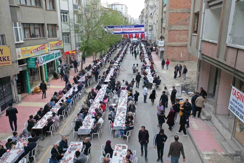Elazığ’da 5 bin vatandaşın katılımıyla iftar programı düzenlendi
