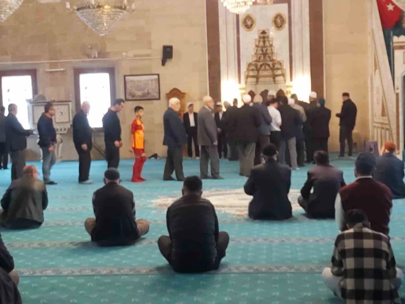 Sorgun’da sakal-ı şerif ziyarete açıldı
