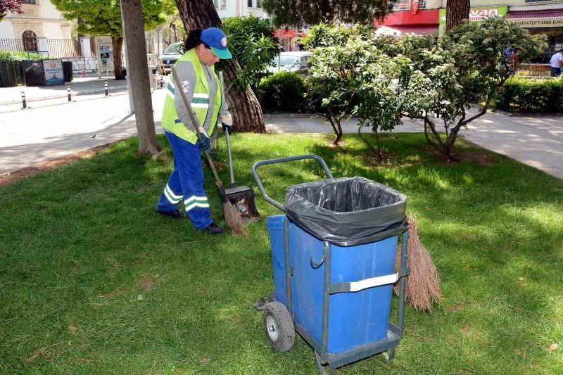 Menteşe’de bayram mesaisi
