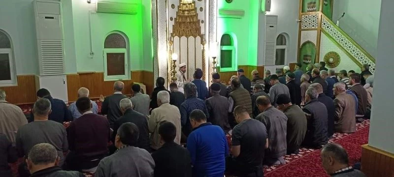 Sungurlu’da Kadir Gecesi’nde camiler doldu taştı
