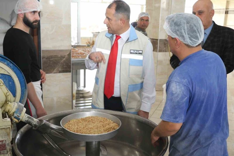 Elazığ’da Ramazan Bayramı öncesi gıda denetimleri arttırıldı

