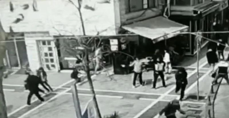 İstanbul’da silahlı çatışma kamerada
