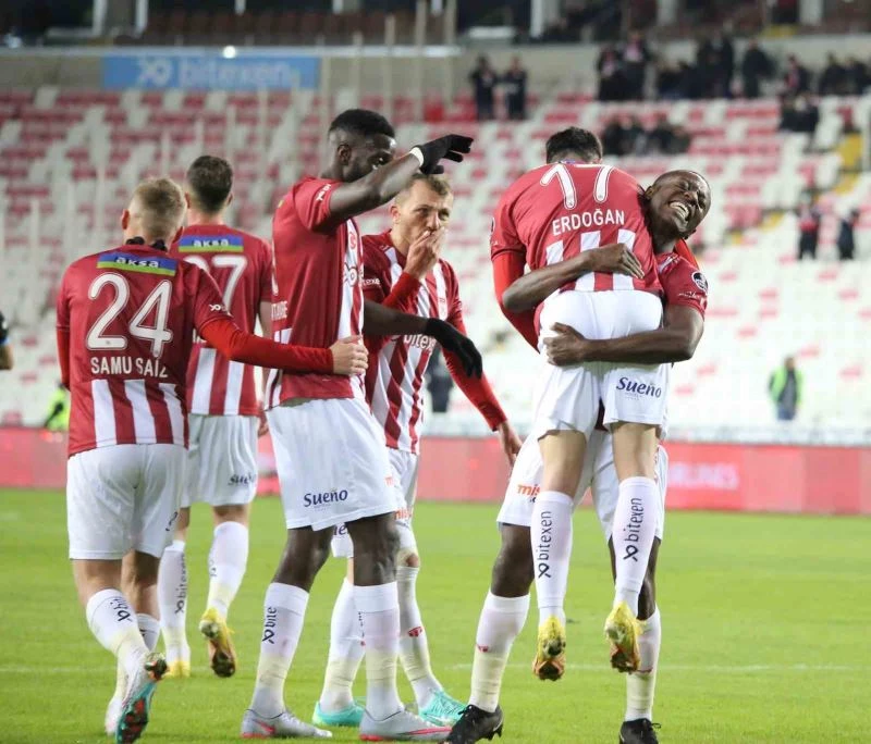 Trabzonspor’u yenen Sivasspor, Süper Lig’de 9. galibiyetini aldı
